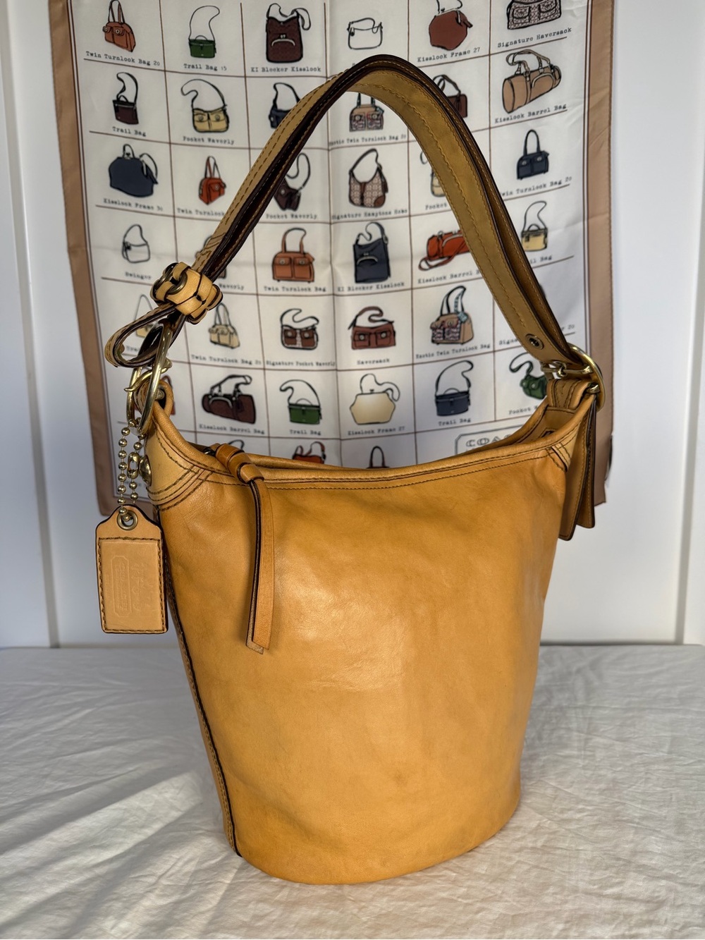 Vintage Coach Bleecker Leather Large Duffle Bucket Bag (11422)